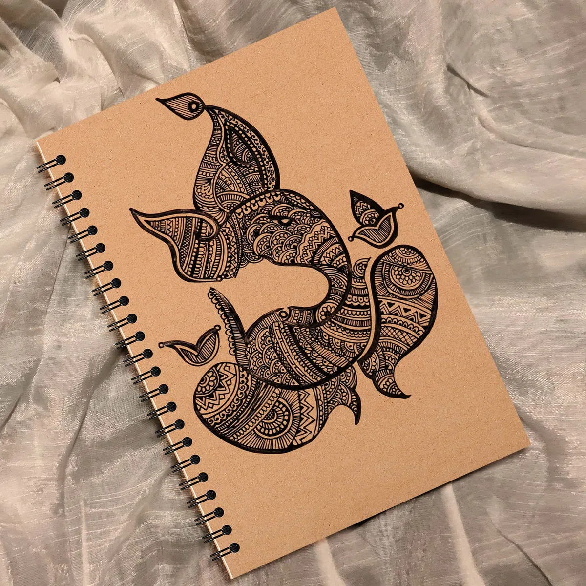 YOTNUS 48 Stück A5 Spiralnotizbücher Tagebuch mit Krafteinband, 12,7 x 20,3 cm, liniertes Papier, für Arbeit, Skizzen, Studium, Notizen, Geschenke, braun (24 Stück (liniert))
